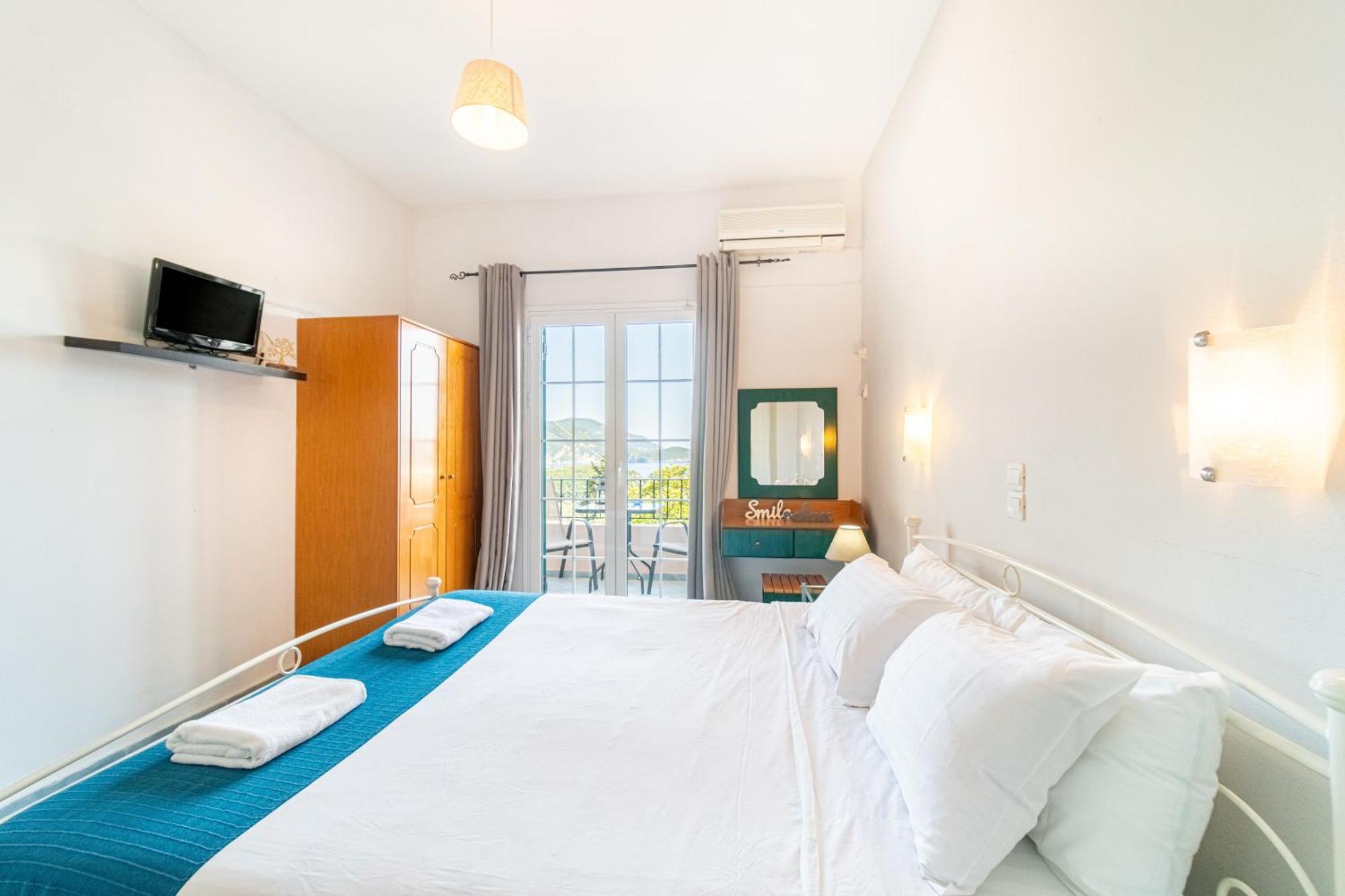 Appartement Spyridoula 2 *